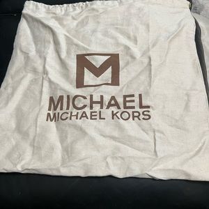 Vintage Michael Kors dust bag size 18x18”